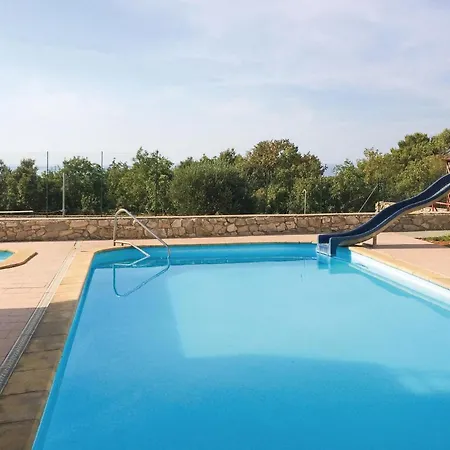 Beautiful In With Swimming Pool Apartamento *
